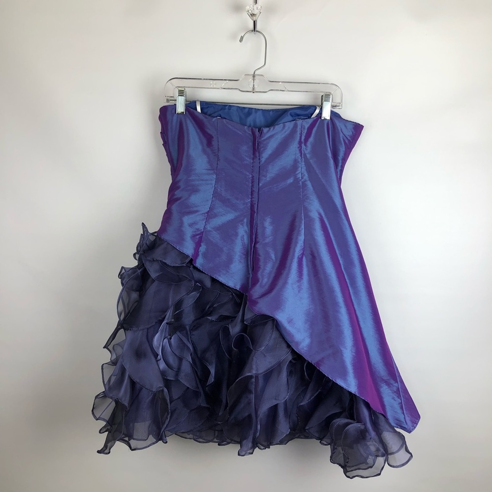 PROM DRESS - Picture 4 of 4